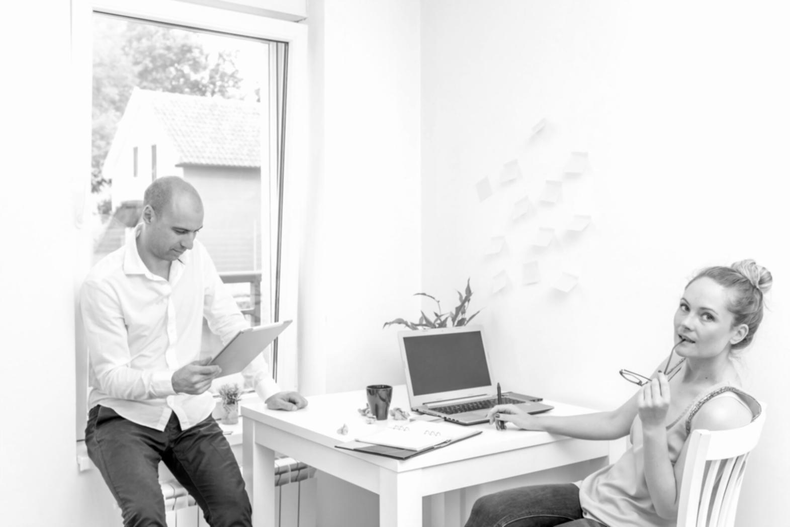 Analyse financière moderne avec graphiques et données